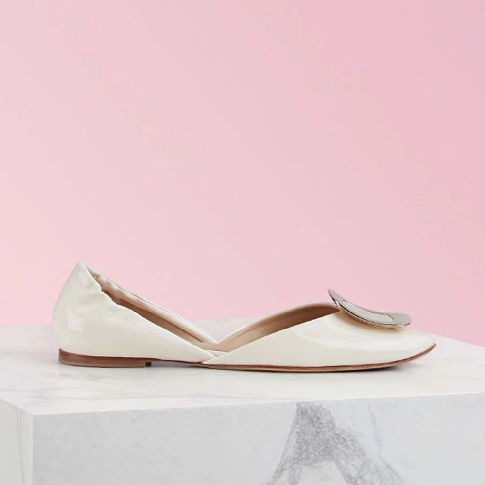 Roger Vivier Shoes Chips Ballerinas Patent Leather for Women in White Roger Vivier Shoes Chips Ballerinas Patent Leather for Women in White