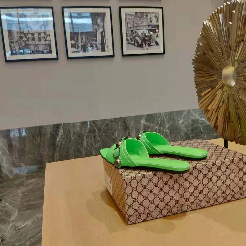 Balenciaga Cagole Sandal in Bright Green Arena Lambskin for Women