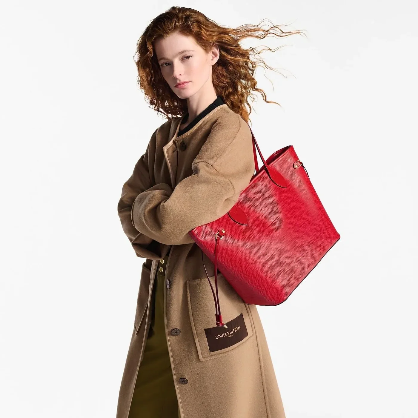Louis Vuitton Neverfull MM Tote Bag in Castillan Red Gold Hardware