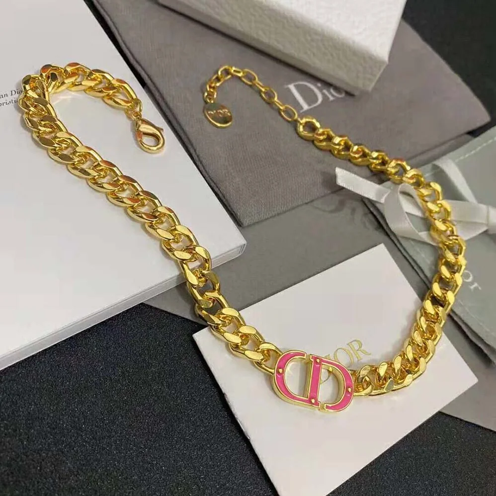 Dior 30 Montaigne Necklace Gold-Finish Metal and Fluorescent Pink Transparent Resin for Women Dior 30 Montaigne Necklace Gold-Finish Metal and Fluorescent Pink Transparent Resin for Women