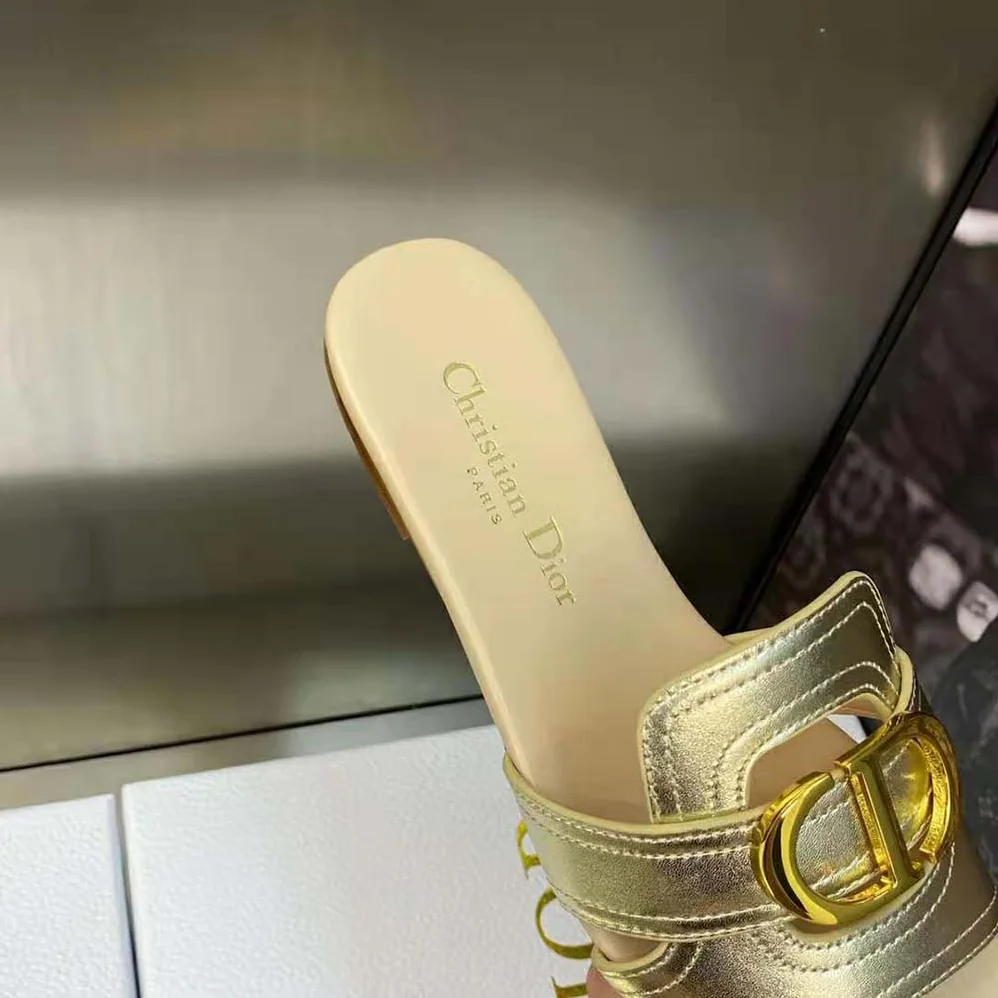 Dior 30 Montaigne Slide Platinum for Women in Tone Metallic Calfskin Dior 30 Montaigne Slide Platinum for Women in Tone Metallic Calfskin
