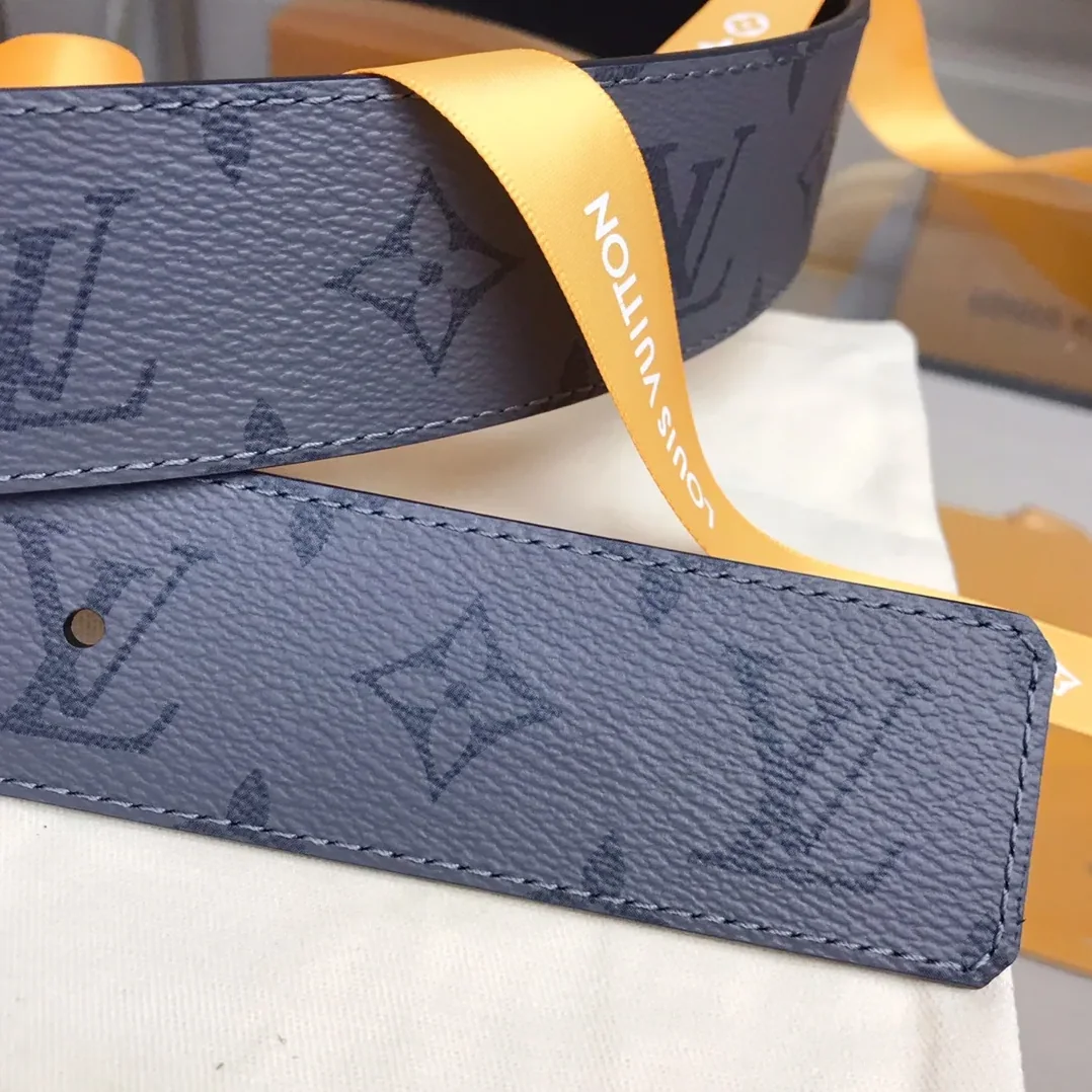 Louis Vuitton Reversible LV Belt Monogram Eclipse Louis Vuitton Reversible LV Belt Monogram Eclipse