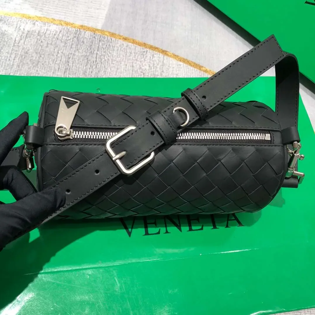 Bottega Veneta Mini Intrecciato Barrel Black /