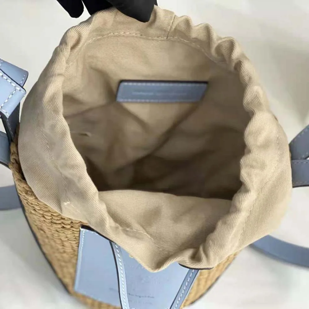 Chloe Small Basket in Fair-Trade Paper and Shiny Calfskin for Women in Blue Chloe Small Basket in Fair-Trade Paper and Shiny Calfskin for Women in Blue