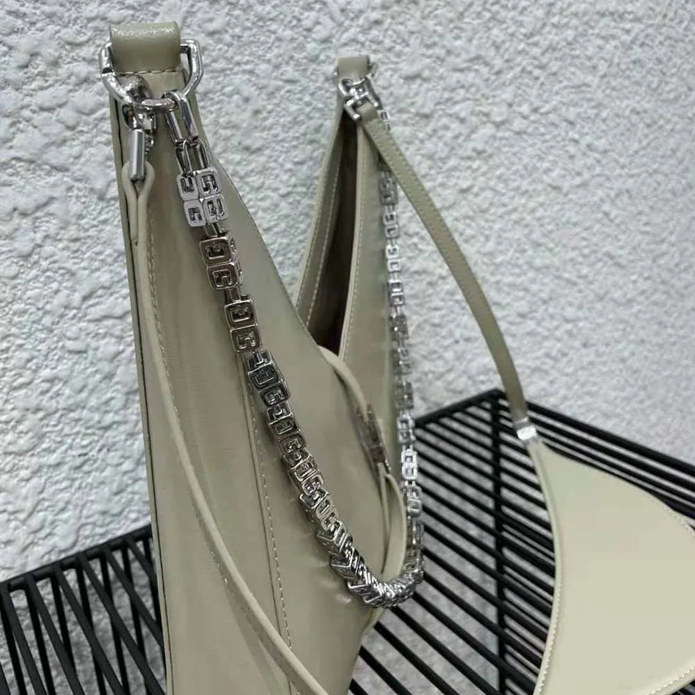 Givenchy Small Cut Out Bag in Box Leather with Chain for Women in Beige Givenchy Small Cut Out Bag in Box Leather with Chain for Women in Beige