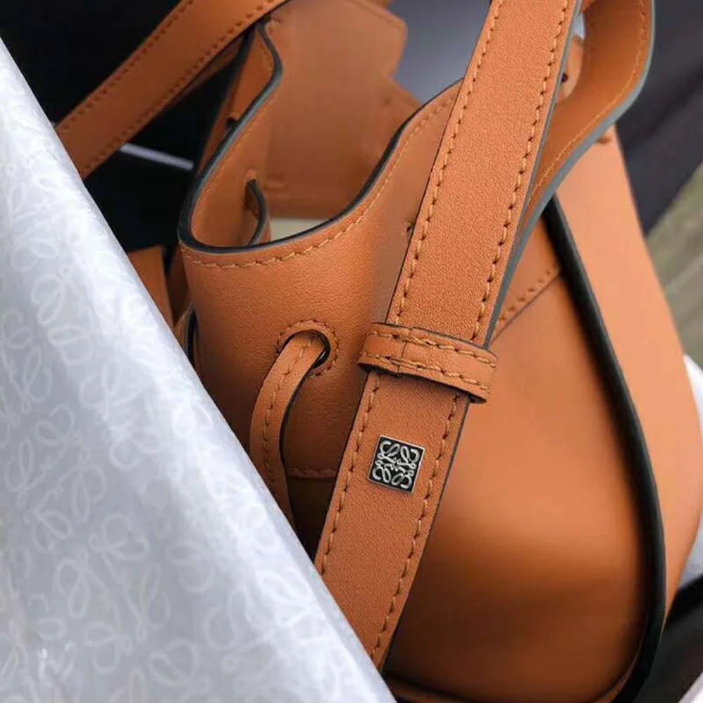 Loewe Hammock Dw Mini Bag in Nappa Calf for Women in Brown Loewe Hammock Dw Mini Bag in Nappa Calf for Women in Brown