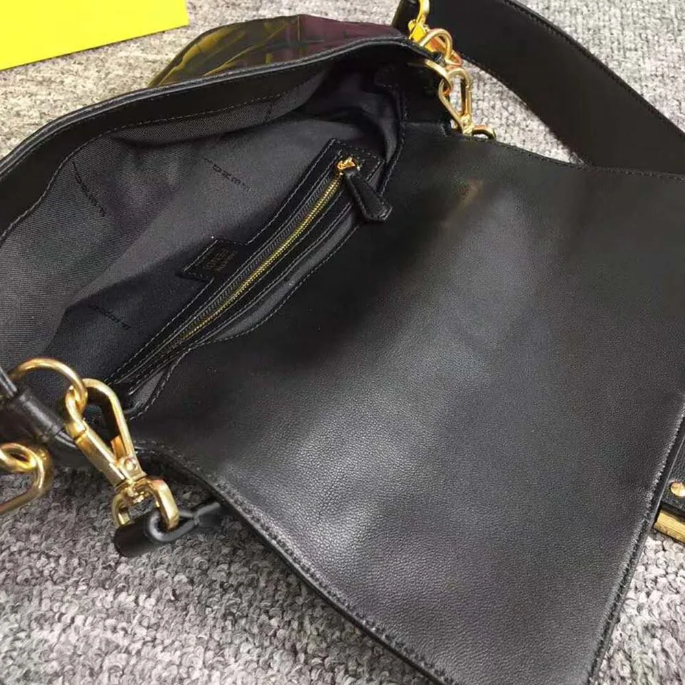 Fendi Iconic Baguette Leather Bag in Medium Size for Women in Black