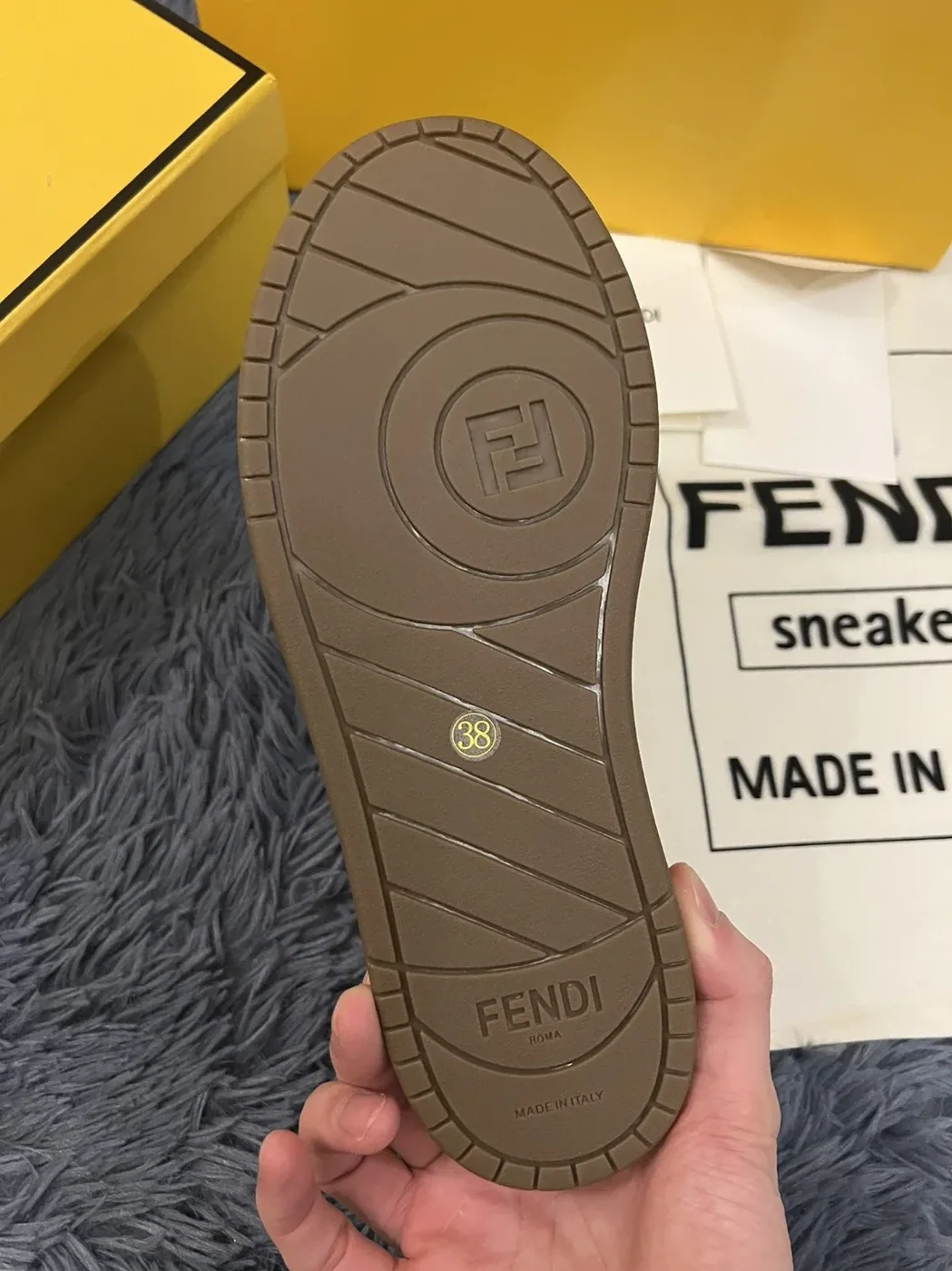 Fendi Match Low Tops In Beige 8E8252AHH2F1FHU Fendi Match Low Tops In Beige 8E8252AHH2F1FHU