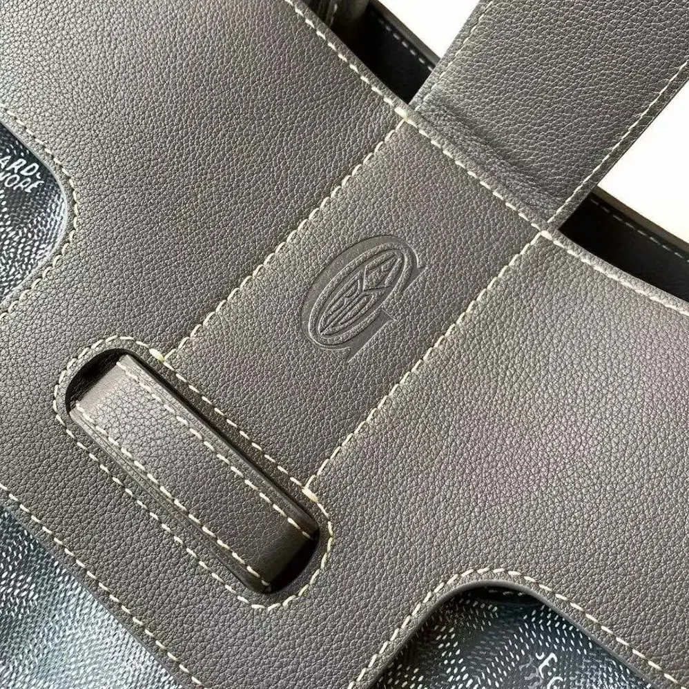Goyard Saïgon Tote Bag for Women in Grey