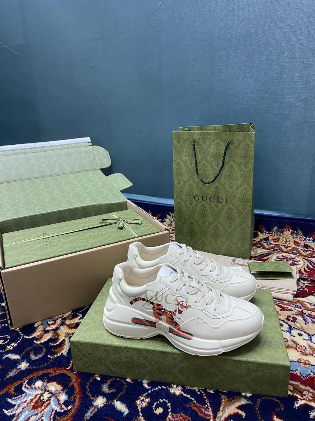 Gucci Rhyton Sneakers With Gucci Tiger White Ivory for Men
