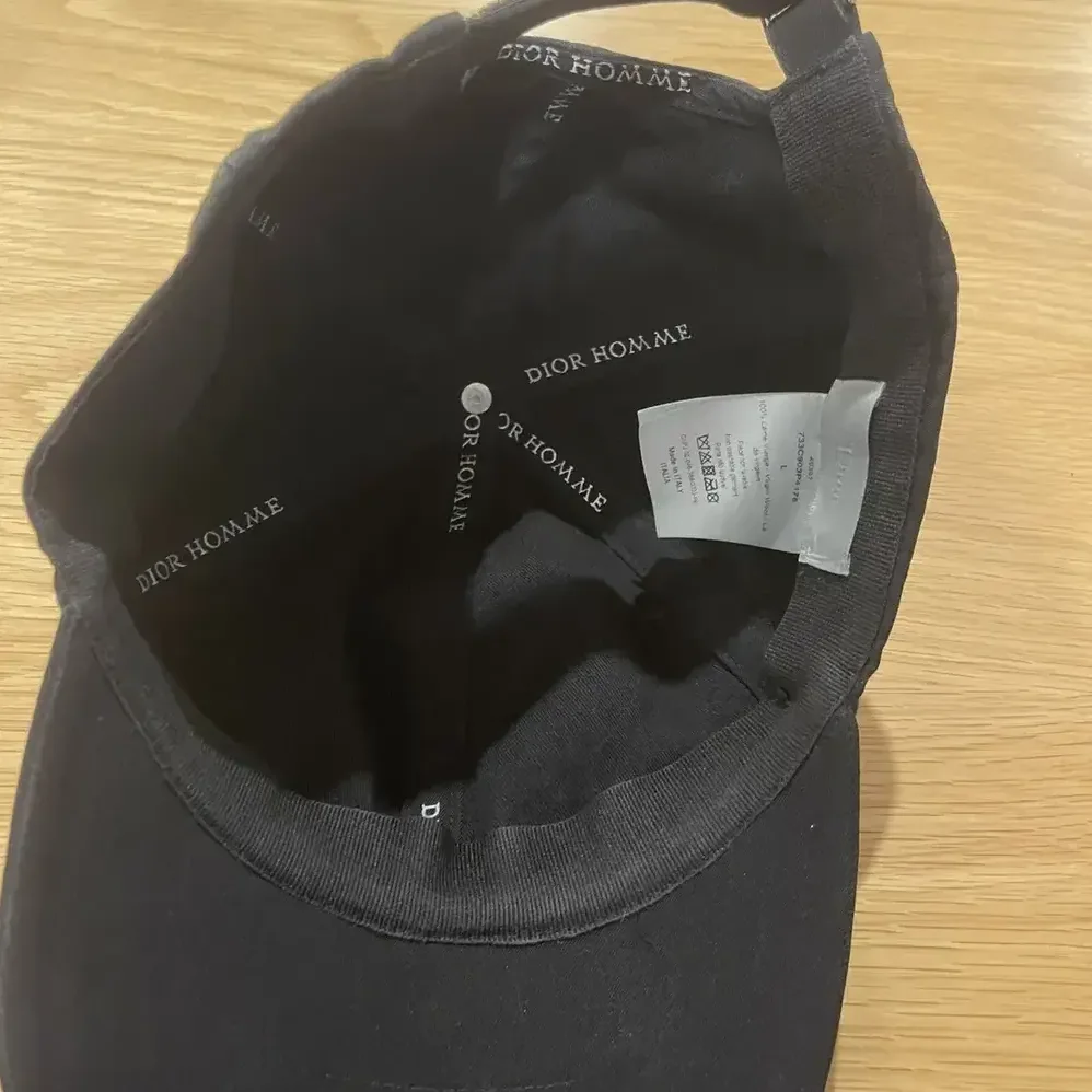Dior Cap with Centered Christian Dior Black Cotton Canvas for Unisex Dior Cap with Centered Christian Dior Black Cotton Canvas for Unisex