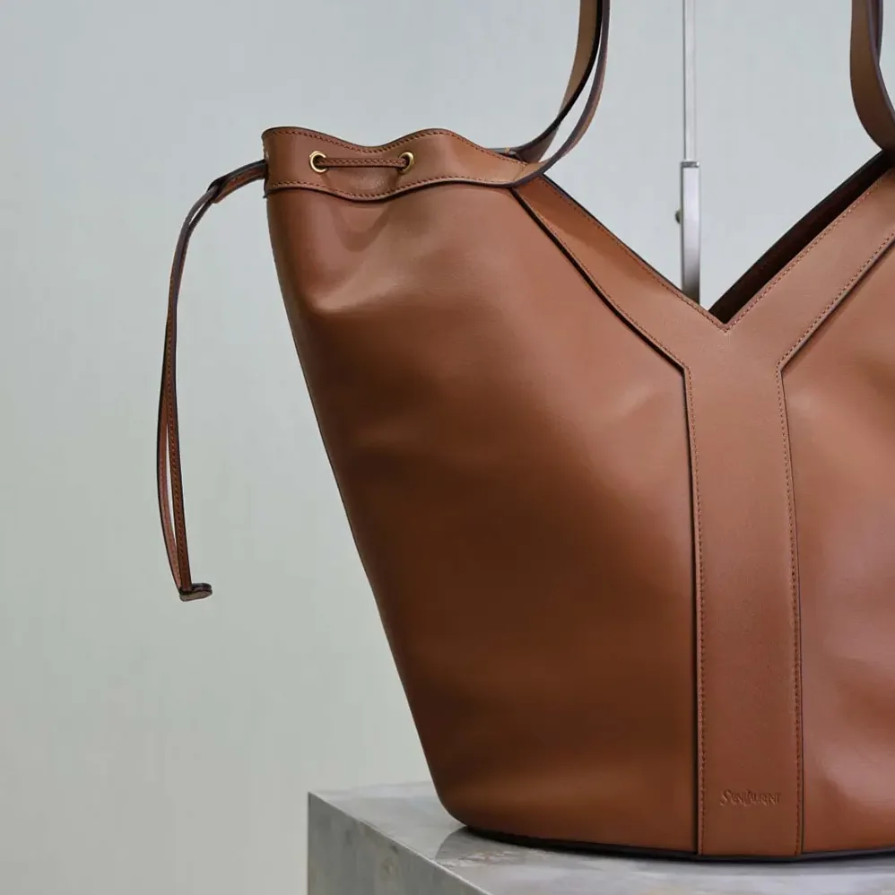 Saint Laurent YSL Y Large Hobo in Leather for Women in Brown