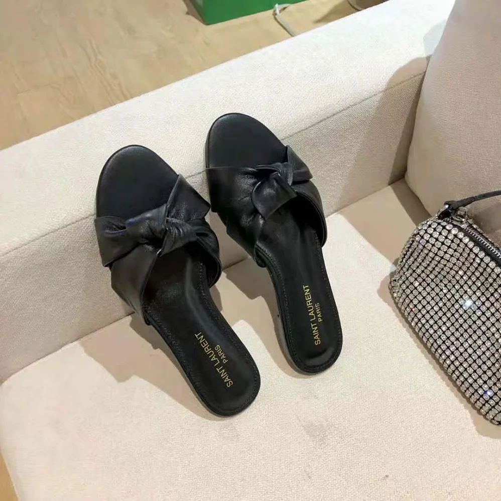 Saint Laurent YSL Bianca Flat Mules in Smooth Leather for Women in Black