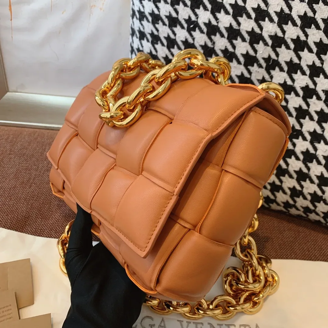 Bottega Veneta Chain Cassette Brown Bottega Veneta Chain Cassette Brown