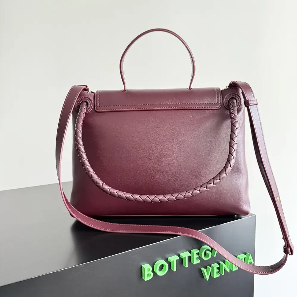 Bottega Veneta Medium Campana for Women in Barolo Bottega Veneta Medium Campana for Women in Barolo