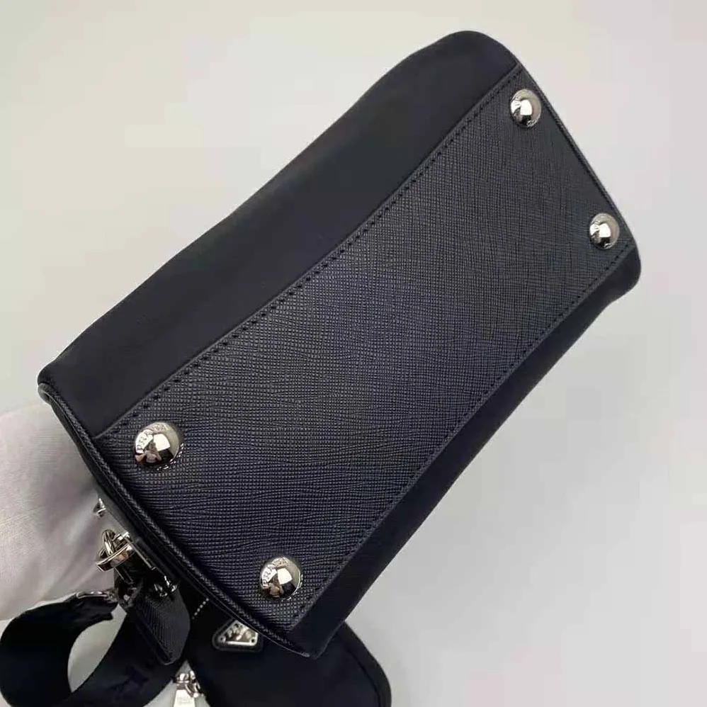Prada Prada Re-Edition 2005 Nylon Bag for Women in Black