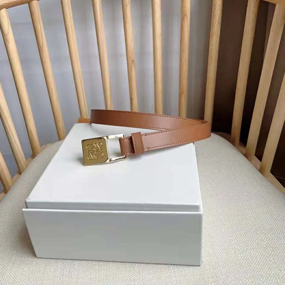 Loewe Amazona Padlock Belt in Smooth Calfskin for Women Loewe Amazona Padlock Belt in Smooth Calfskin for Women