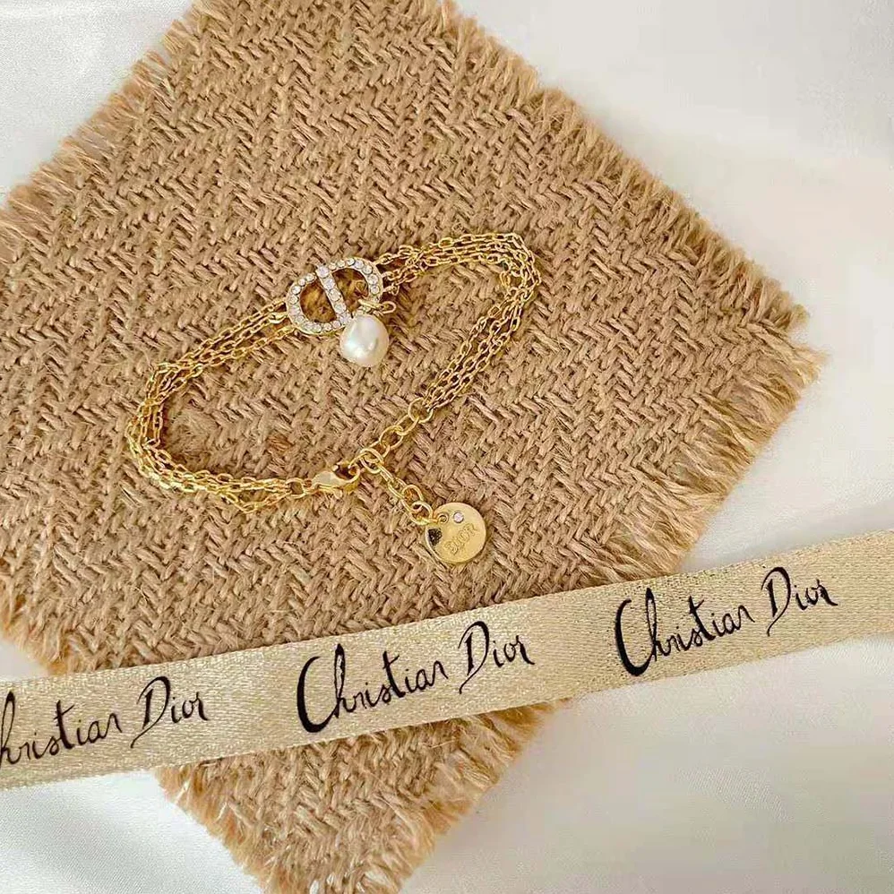 Dior Multi-chain Petit CD Bracelet Gold for Women in Finish Metal Dior Multi-chain Petit CD Bracelet Gold for Women in Finish Metal