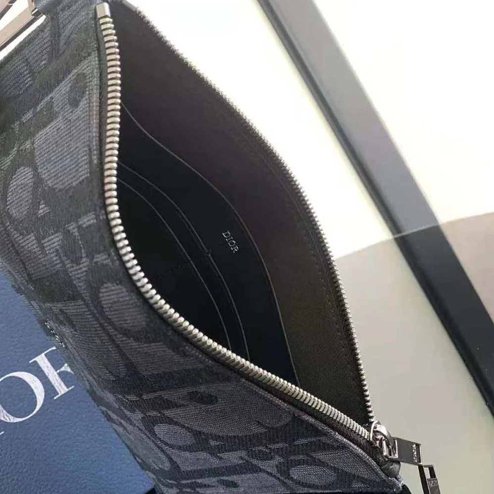 Dior A5 Pouch Black Maxi Dior Oblique Jacquard for Men Dior A5 Pouch Black Maxi Dior Oblique Jacquard for Men