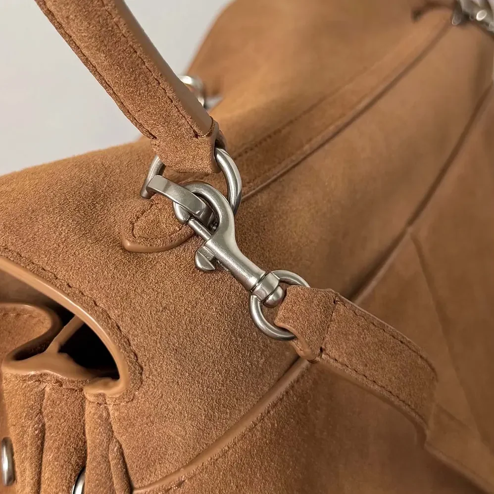 Balenciaga Rodeo Handbag Medium In Camel for Women in Brown Balenciaga Rodeo Handbag Medium In Camel for Women in Brown
