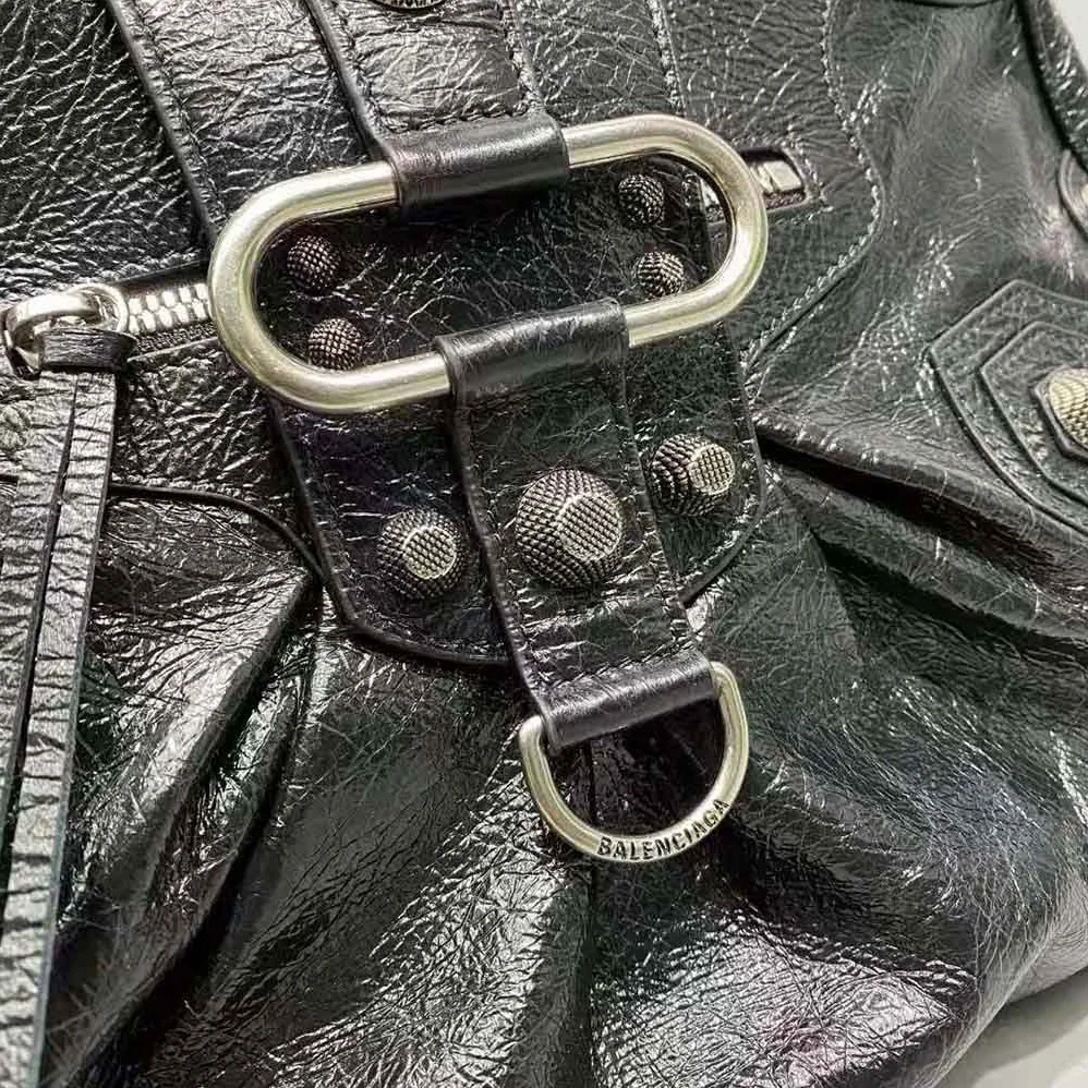 Balenciaga Le Cagole Medium Shoulder Bag in Black for Women