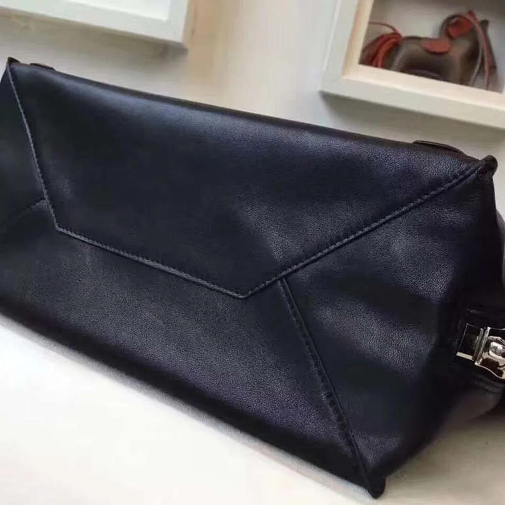 Balenciaga Papier A6 Zip Around Cross Body Baltimore Calfskin for Women Balenciaga Papier A6 Zip Around Cross Body Baltimore Calfskin for Women