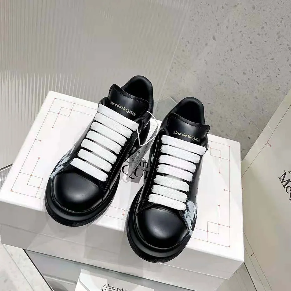 Alexander Mcqueen Online Exclusive Mcqueen Graffiti Oversized Sneaker in Black for Unisex in white