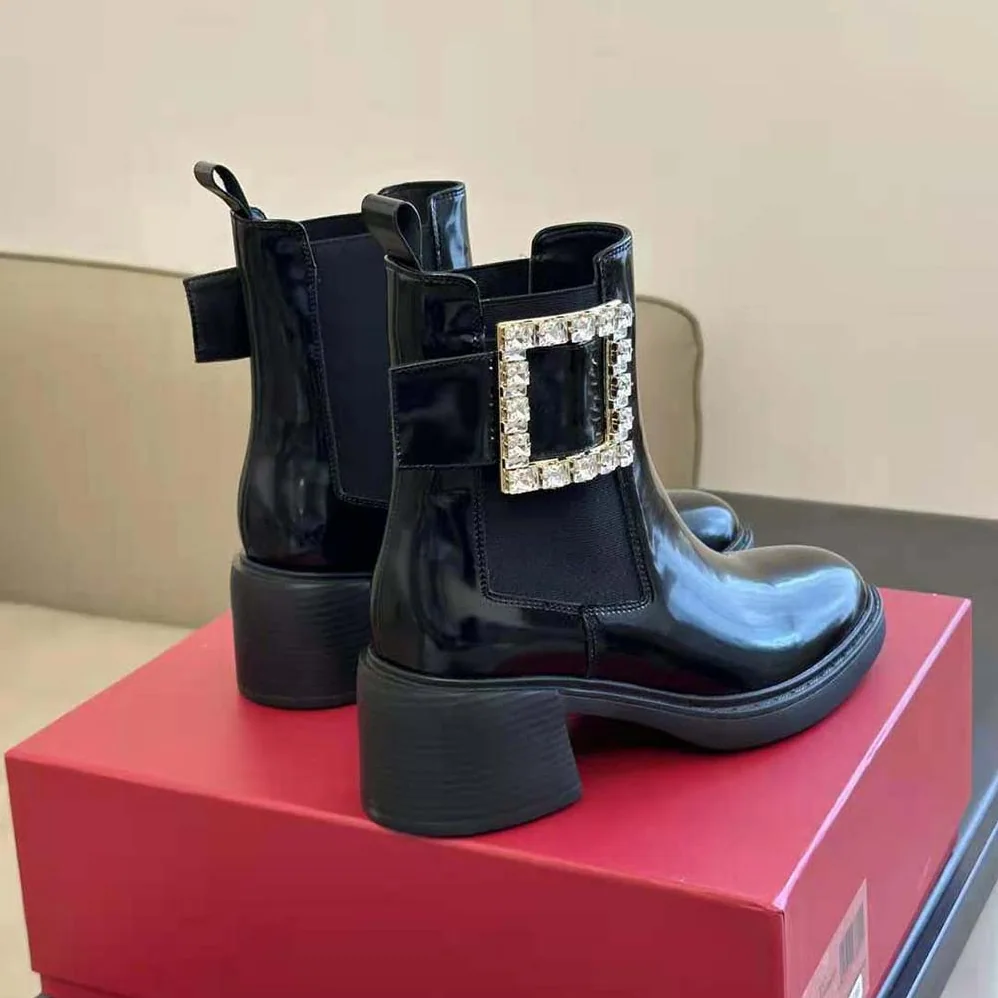 Roger Vivier Viv' Rangers Strass Buckle Chelsea Ankle Boots in Patent Leather for Women Roger Vivier Viv' Rangers Strass Buckle Chelsea Ankle Boots in Patent Leather for Women