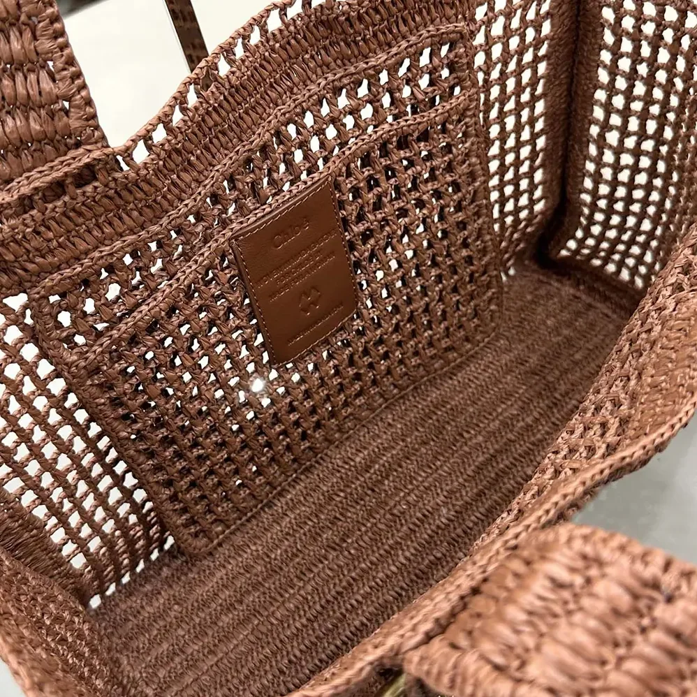 Chloe Summer Banana East-west Tote Bag in Raffia & Buffalo Leather for Women Chloe Summer Banana East-west Tote Bag in Raffia & Buffalo Leather for Women