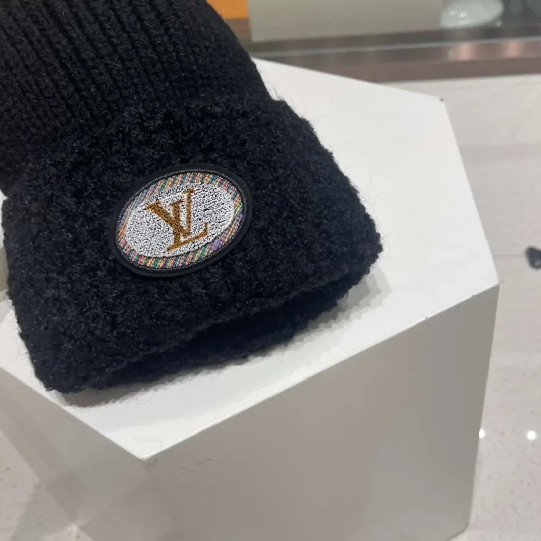 Louis Vuitton Ahead Beanie Black Louis Vuitton Ahead Beanie Black