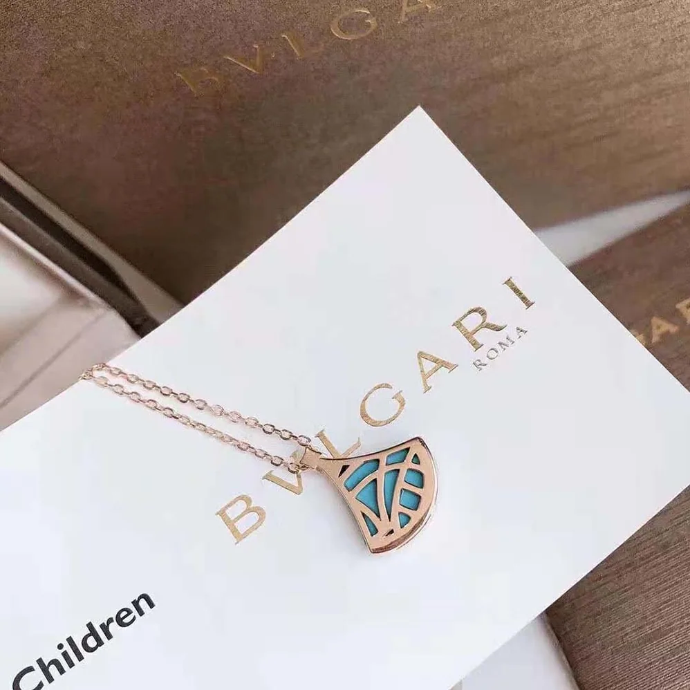 Bvlgari DIVAS' DREAM Necklace in 18 KT Rose Gold with Pendant Set for Women in Blue