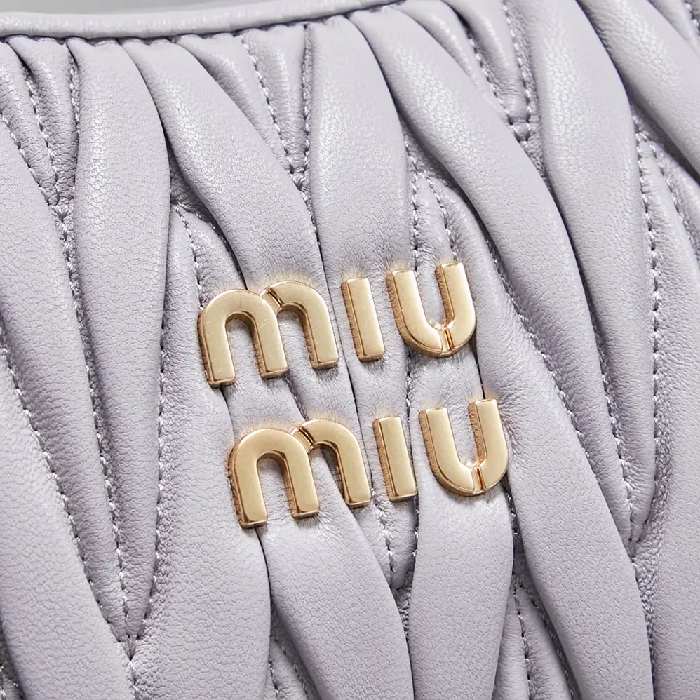Miu Miu Wander Matelassé Nappa Leather Hobo Bag for Women in Wisteria Miu Miu Wander Matelassé Nappa Leather Hobo Bag for Women in Wisteria