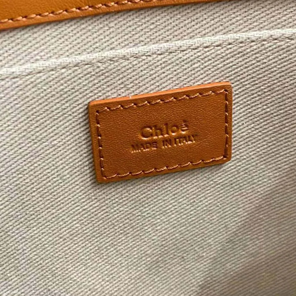 Chloe Small Woody Tote Bag for Women in Brown Chloe Small Woody Tote Bag for Women in Brown