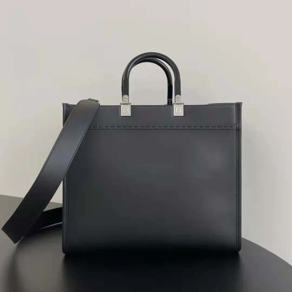 Fendi Sunshine Medium Black Leather Shopper for Women