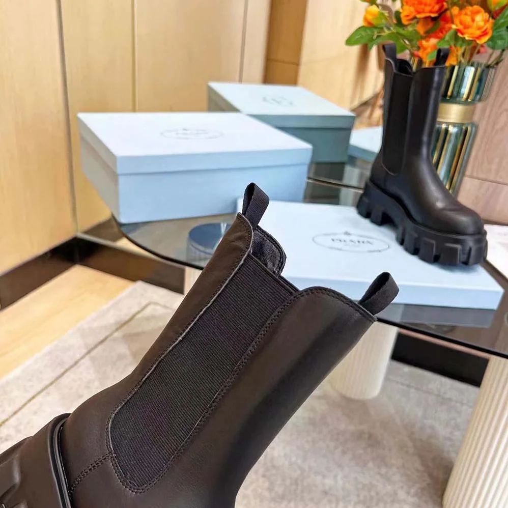 Prada Monolith Brushed Leather Chelsea Boots for Unisex Prada Monolith Brushed Leather Chelsea Boots for Unisex