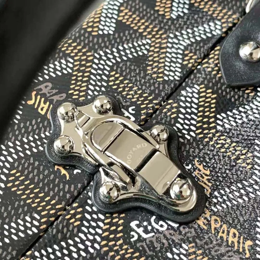 Goyard Sac Malle Grand Hôtel in Goyardine Canvas & Clamecy Calfskin for Women in Black Goyard Sac Malle Grand Hôtel in Goyardine Canvas & Clamecy Calfskin for Women in Black