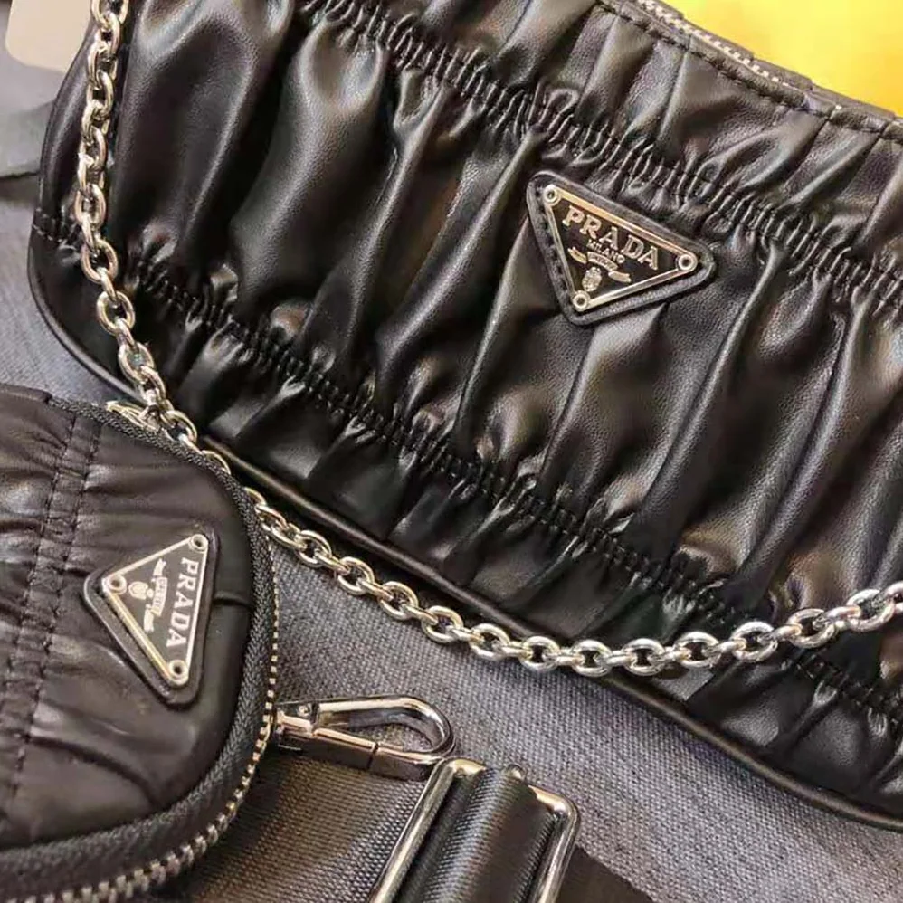 Prada Prada Re-Edition 2005 Nappa Gaufre Bag for Women in Black