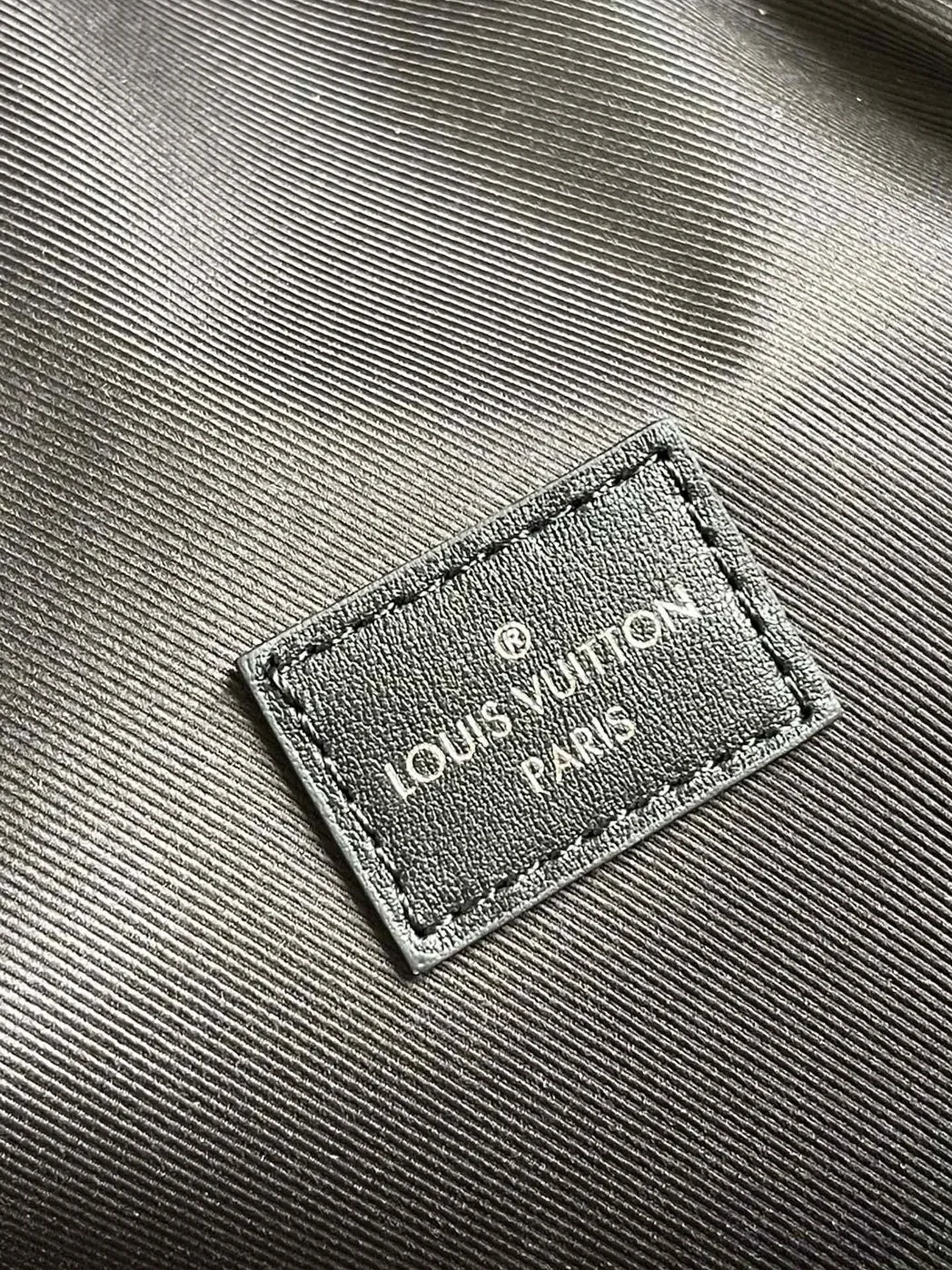 Louis Vuitton Campus Backpack Damier Graphite 3D Canvas Grey