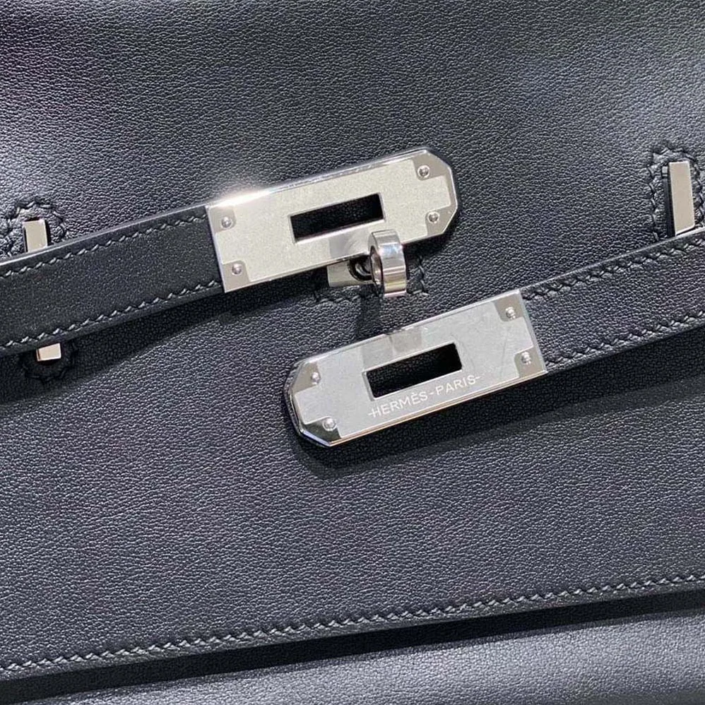 Hermes Jyspiere in Evercolor Leather for Women in Black/Silver Hermes Jyspiere in Evercolor Leather for Women in Black/Silver