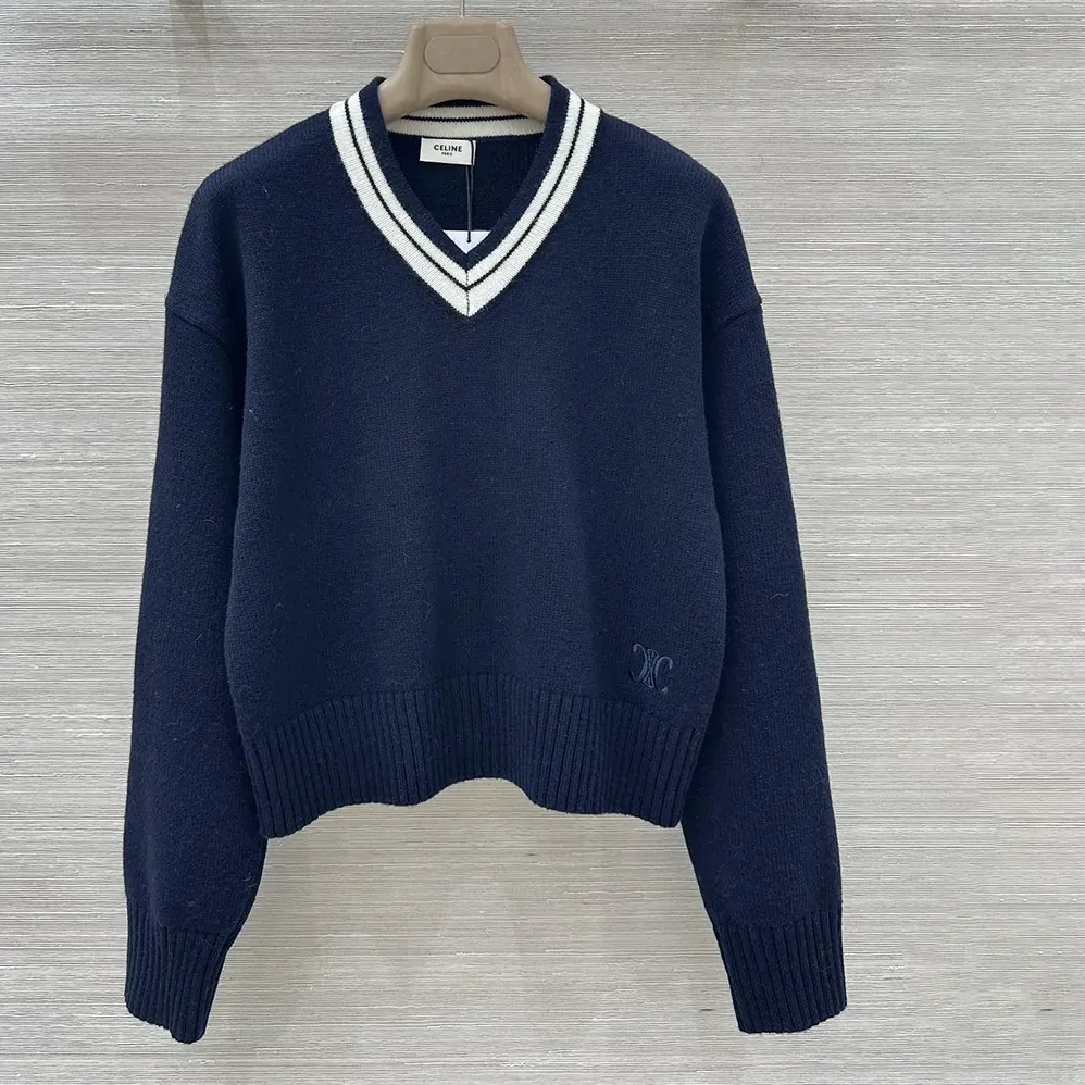 Celine V for Women in Neck Sweater in Cashmere