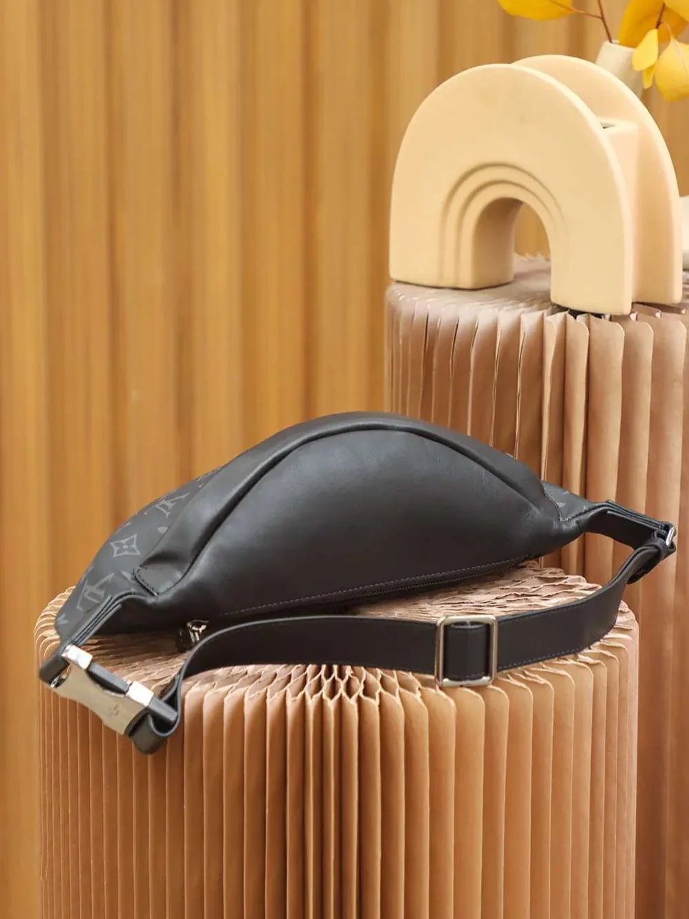 Louis Vuitton Discovery Bumbag in Black Silver Hardware Louis Vuitton Discovery Bumbag in Black Silver Hardware