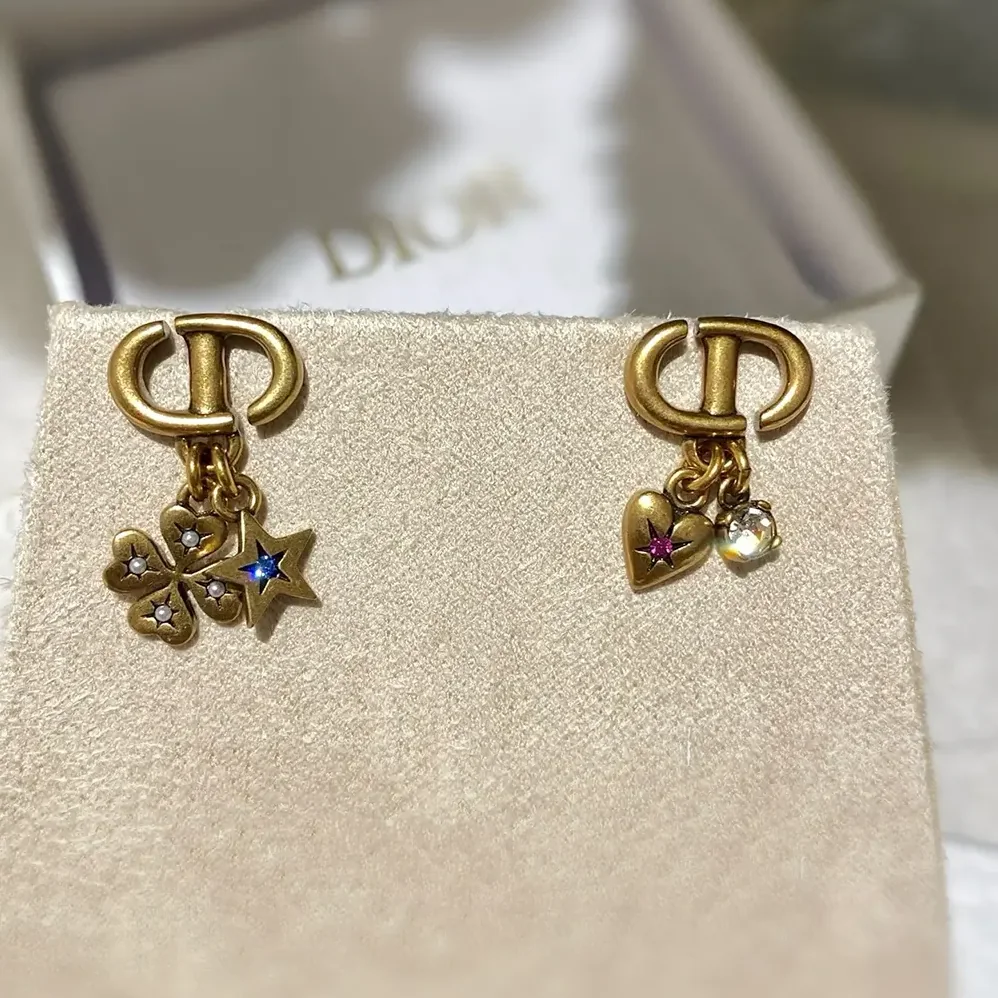 Dior Tribales Earrings Antique Gold for Women in Finish Metal Dior Tribales Earrings Antique Gold for Women in Finish Metal