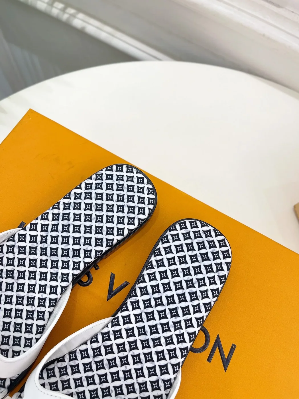Louis Vuitton Isola Flat Mule LV White Louis Vuitton Isola Flat Mule LV White