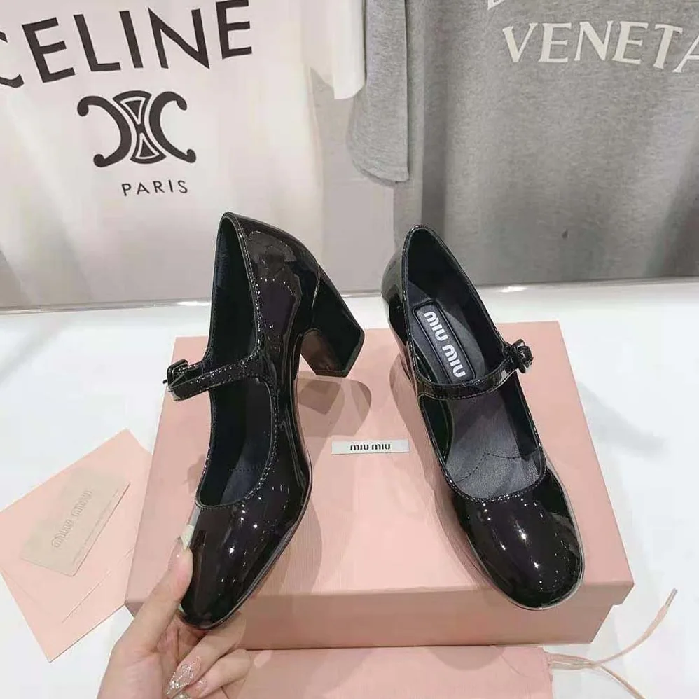 Miu Miu Patent Leather Pumps with Metal Lettering Logo for Women in Black Miu Miu Patent Leather Pumps with Metal Lettering Logo for Women in Black