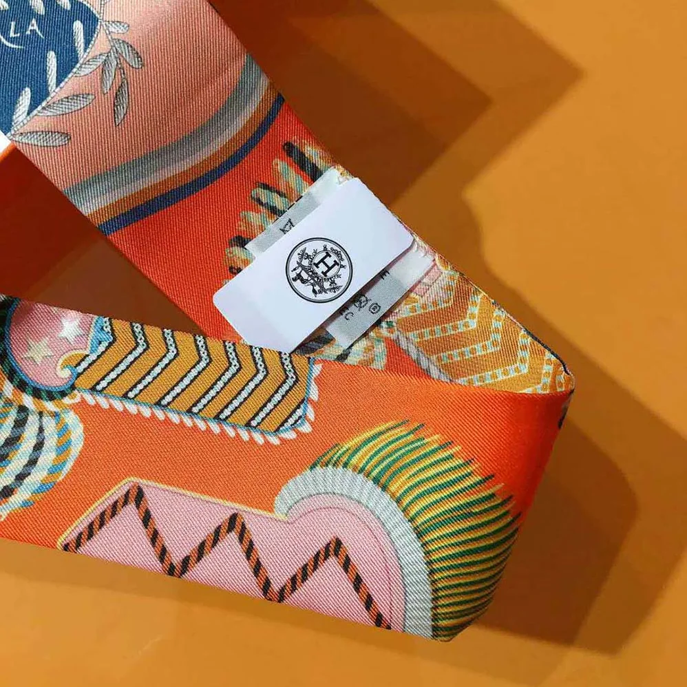 Hermes Epaulettes De Gala Twilly for Women in Orange Hermes Epaulettes De Gala Twilly for Women in Orange