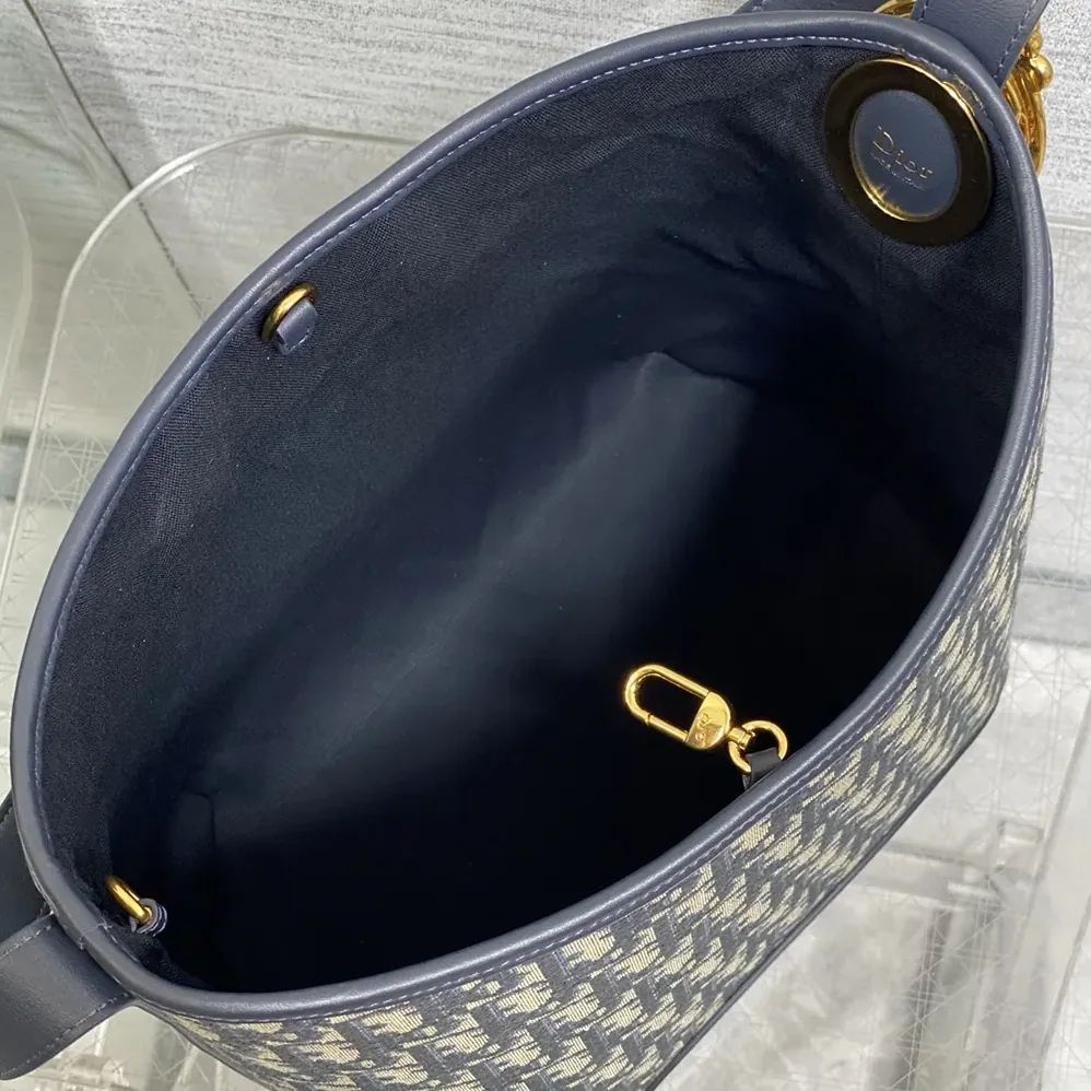 Dior Medium Dior Médaillon Bucket Bag Blue Dior Oblique Jacquard for Women Dior Medium Dior Médaillon Bucket Bag Blue Dior Oblique Jacquard for Women