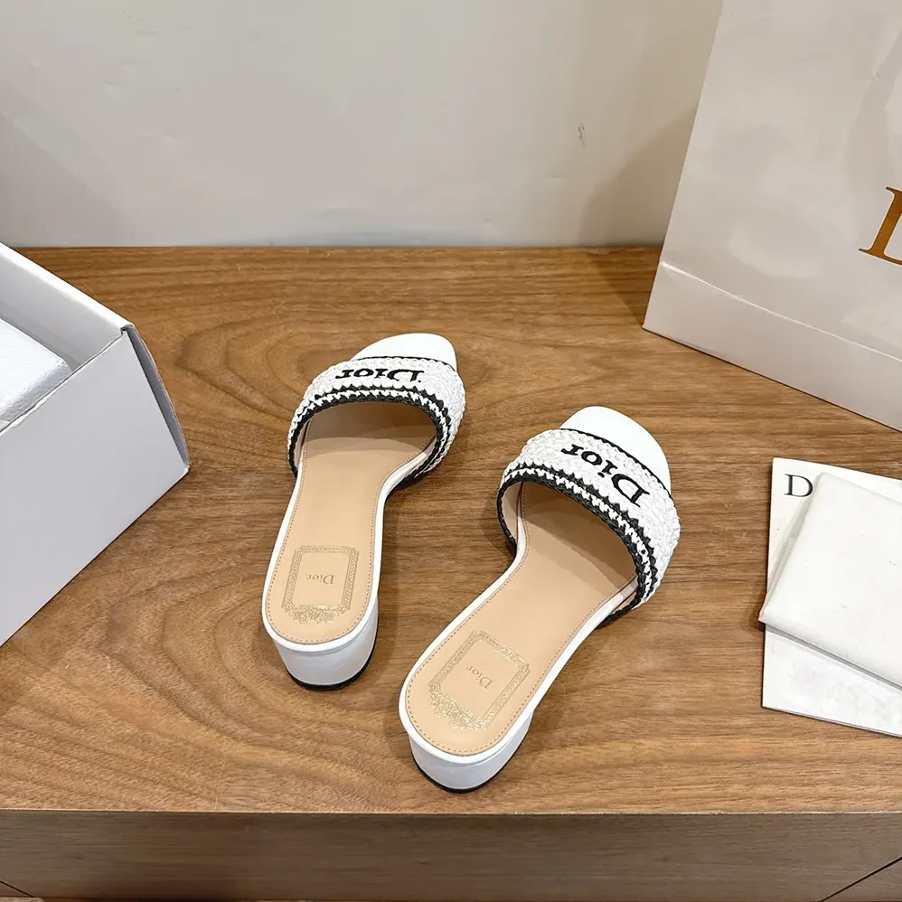 Dior Dioriviera Dior Woven Heeled Slide White Crocheted Raffia for Women in Effect Technical Fabric
