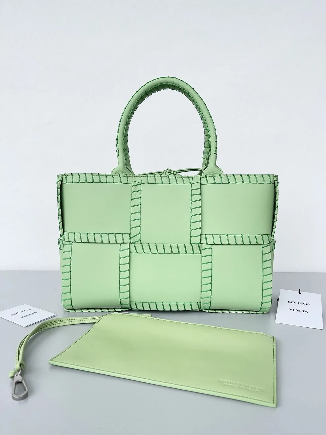 Bottega Veneta Small Arco Tote Bag Cream Bottega Veneta Small Arco Tote Bag Cream
