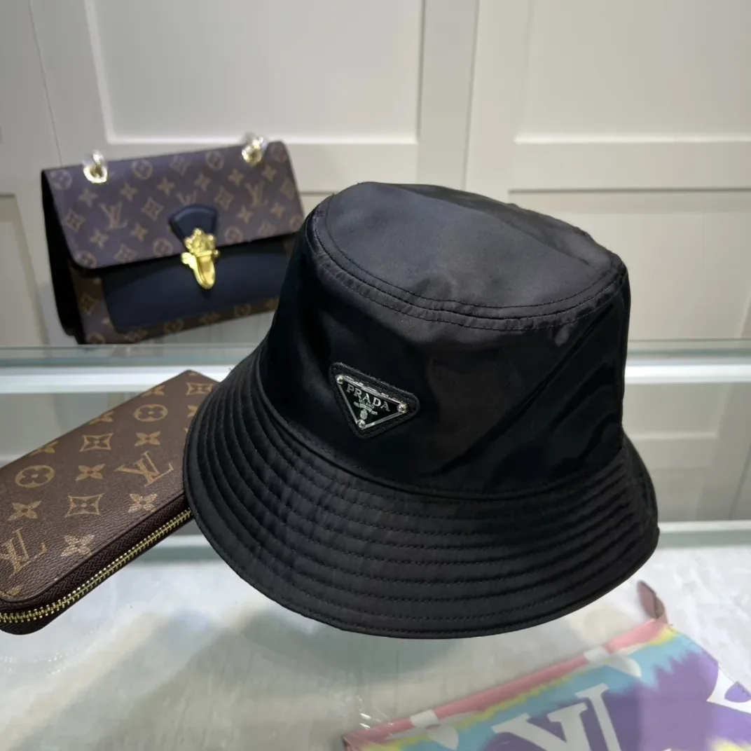 Prada Re-Nylon Bucket Hat Black Prada Hat 1HC137_2DMI_F0002