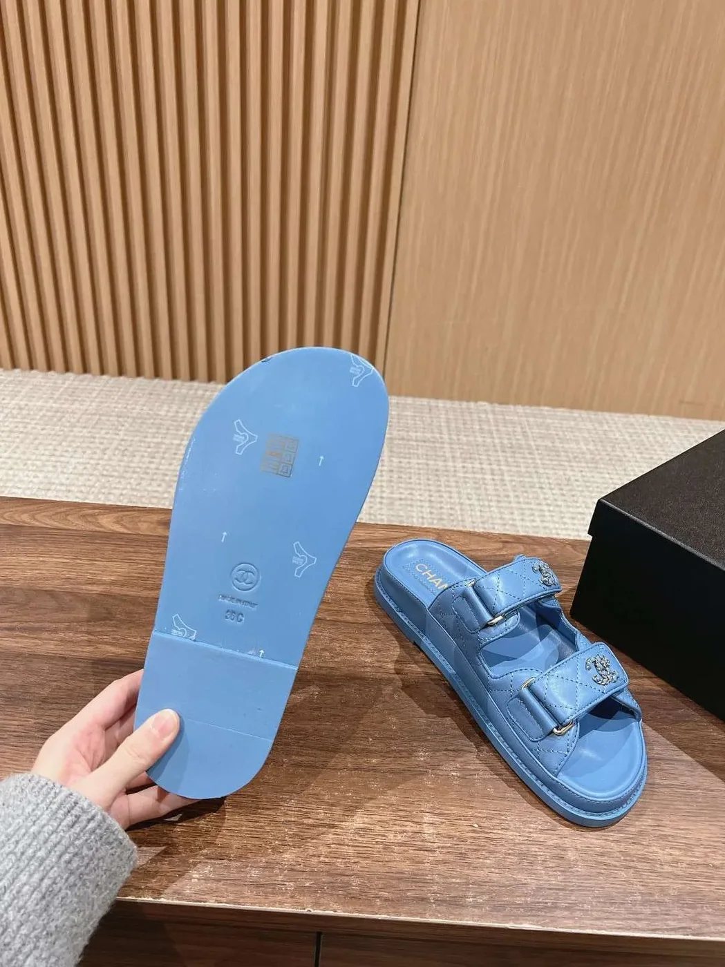 Chanel Sandals With Chanel Logo Blue Chanel Sandals With Chanel Logo Blue
